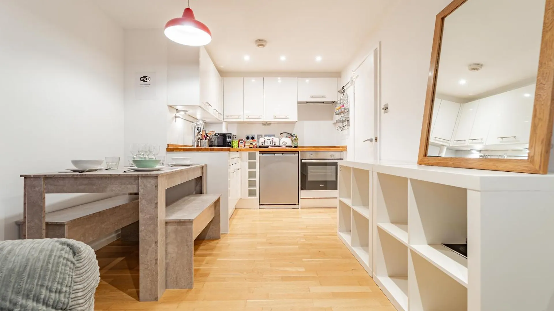 Modern Flat In Prime Location Near Shoreditch & Brick Lane London Apartment
